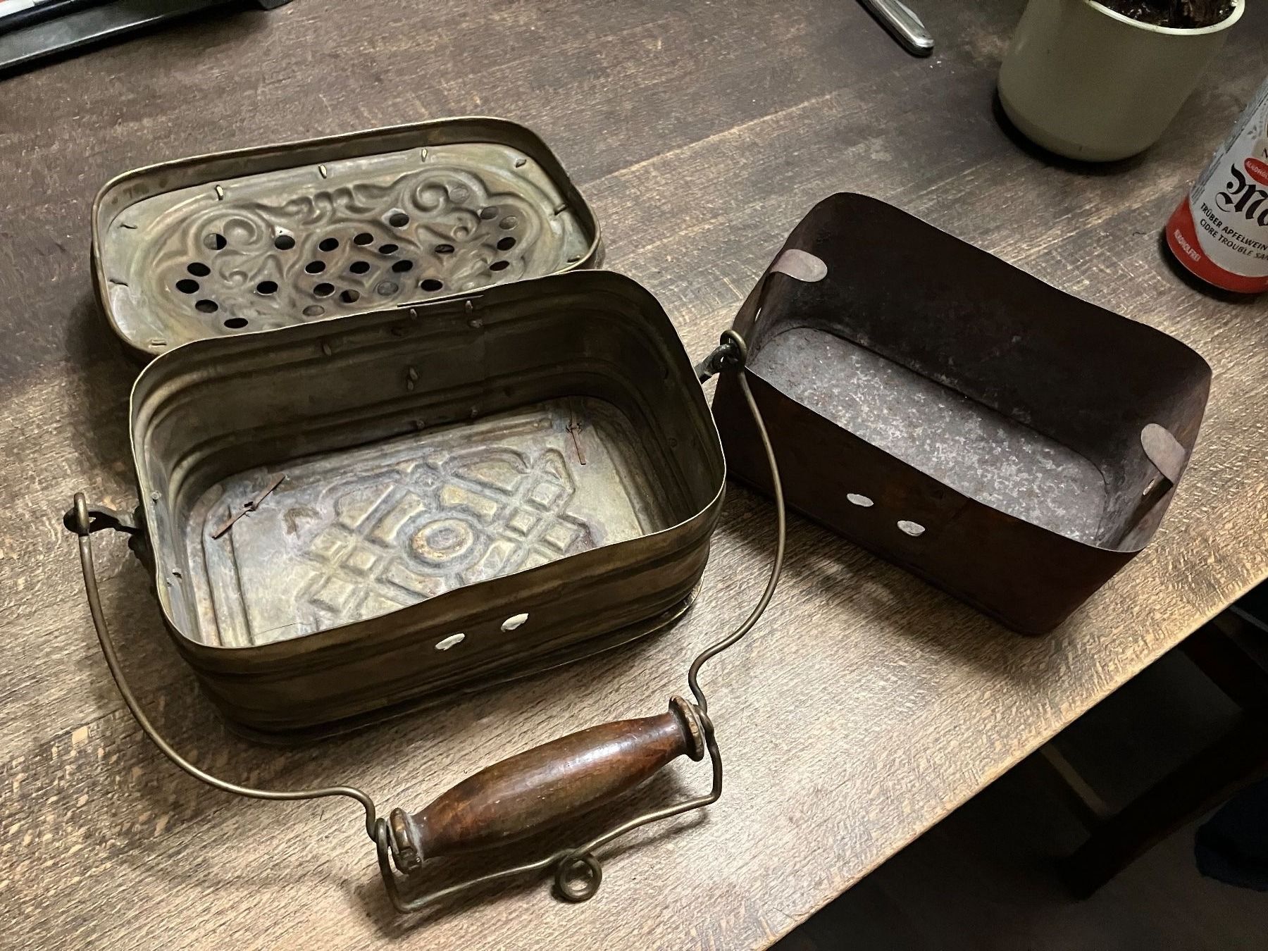 Altri mobili d'antiquariato: antiker Fussofen Messing – Usato da Zürich venduto da ylluw50 5
