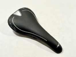 Selle Italia XR saddle Sattel NEU 2605