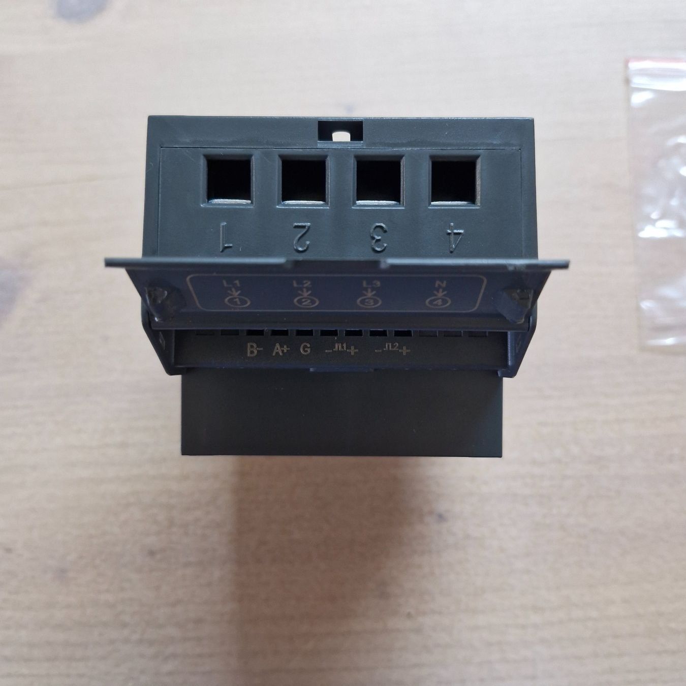 Phoenix Contact Mesurer: Phoenix Contact EEM-E357 Energiezähler-3-phasig, Modus RTU – Neuf avec emballage d'origine à Waltenschwil par paw_q7tf 3