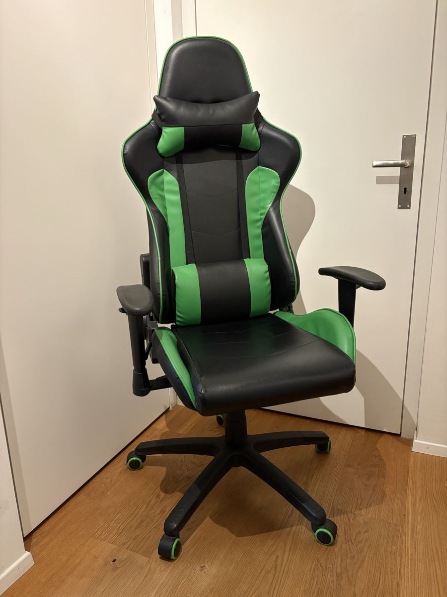 Stühle: Gaming stuhl – Gebraucht aus Rifferswil von jasonevans76