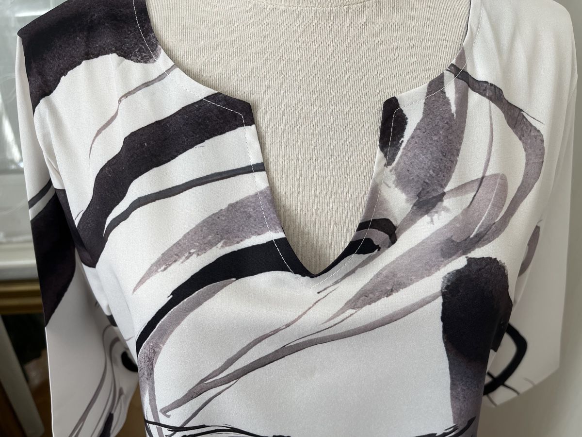 Kleider: Robe originale – Neu (gemäss Beschreibung) aus St-Sulpice VD von Twin5 3