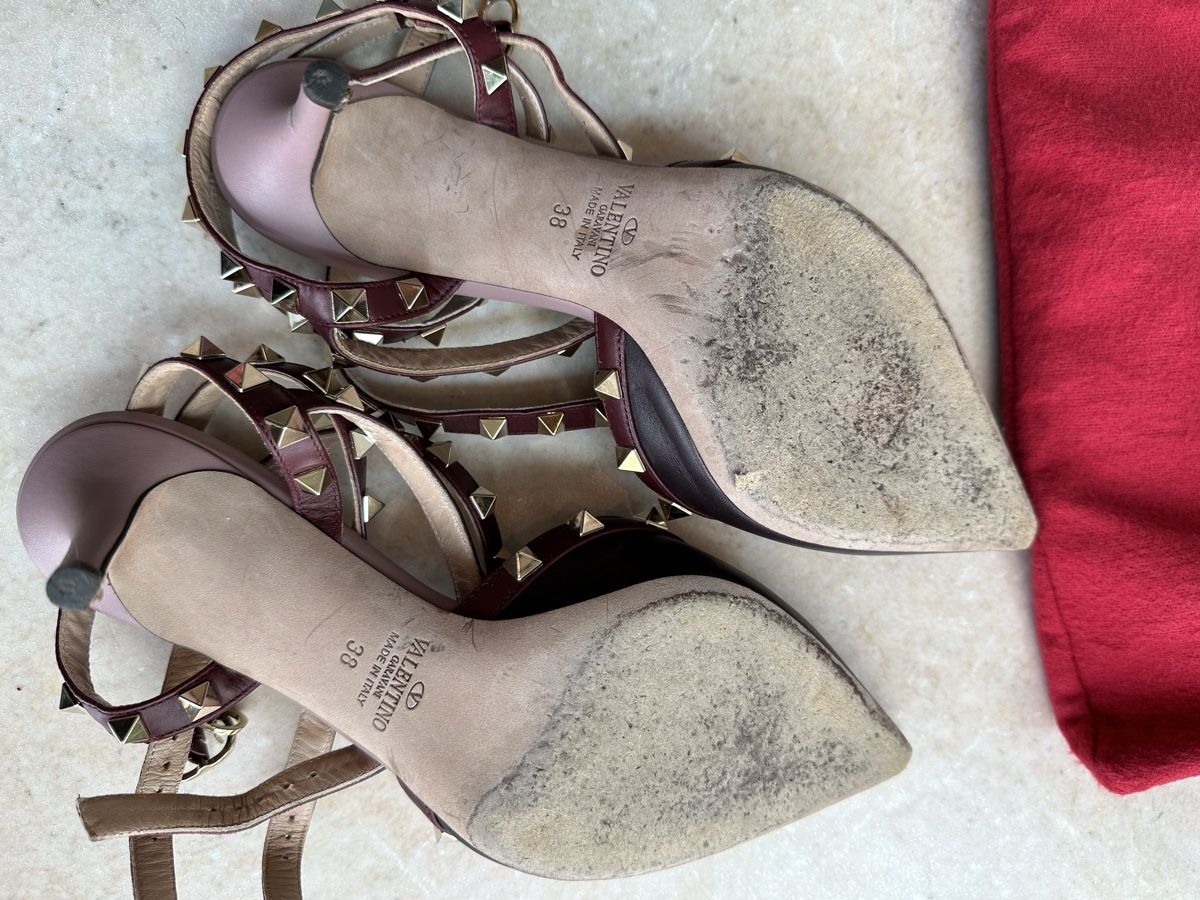 Chaussures femmes: Valentino Garavani Rockstud Schuhe – D'occasion à Luzern par ariazalea 6