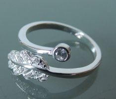 Silber 925 Fingerring mit Zirkonia