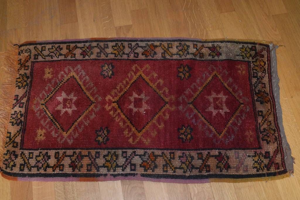 Tappeti: Vieux Tapis Anadol – Usato da Brügg BE venduto da Aristotolius