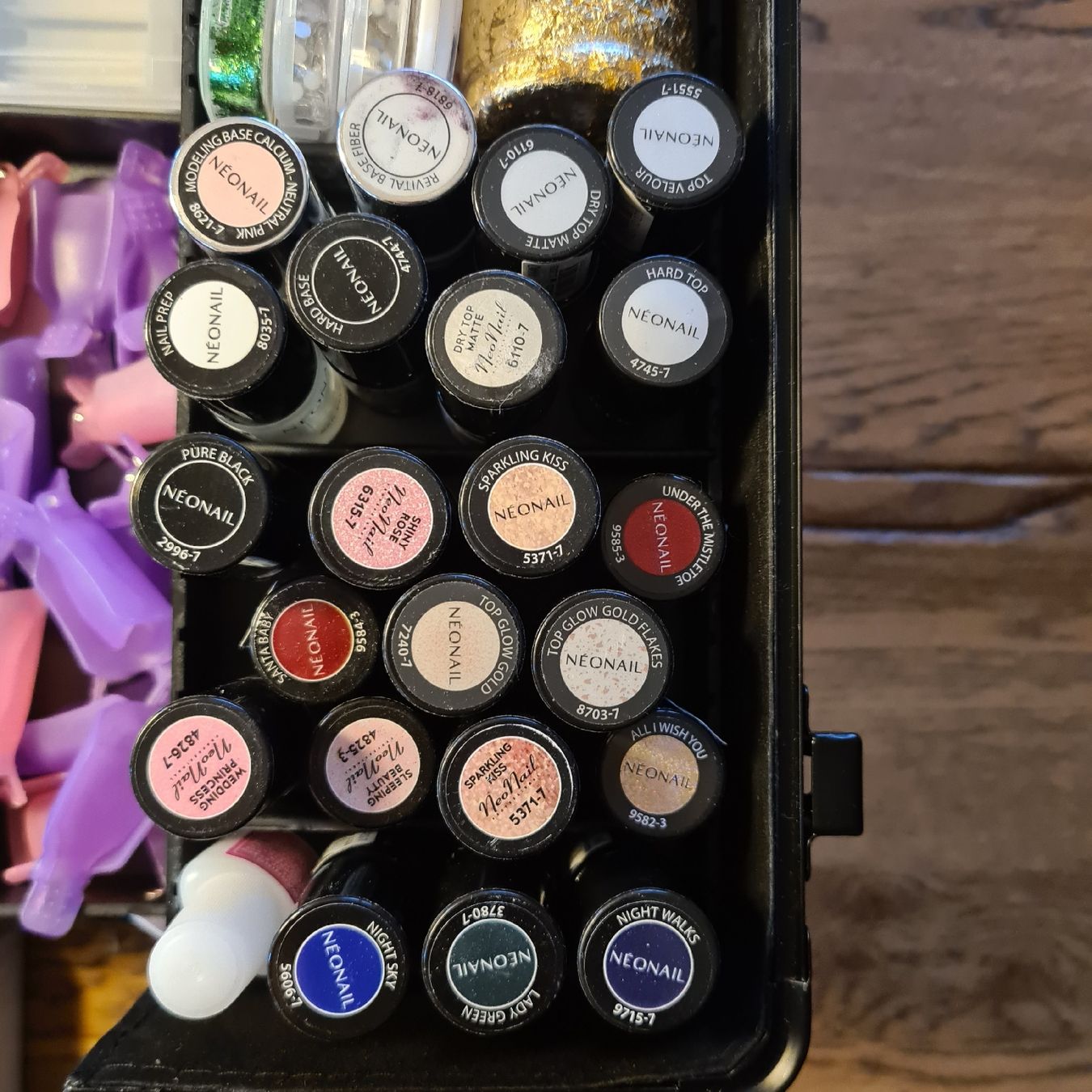 Vernis à ongles: Riesiges Neonail-Set – D'occasion à Oberdiessbach par san_5669 5