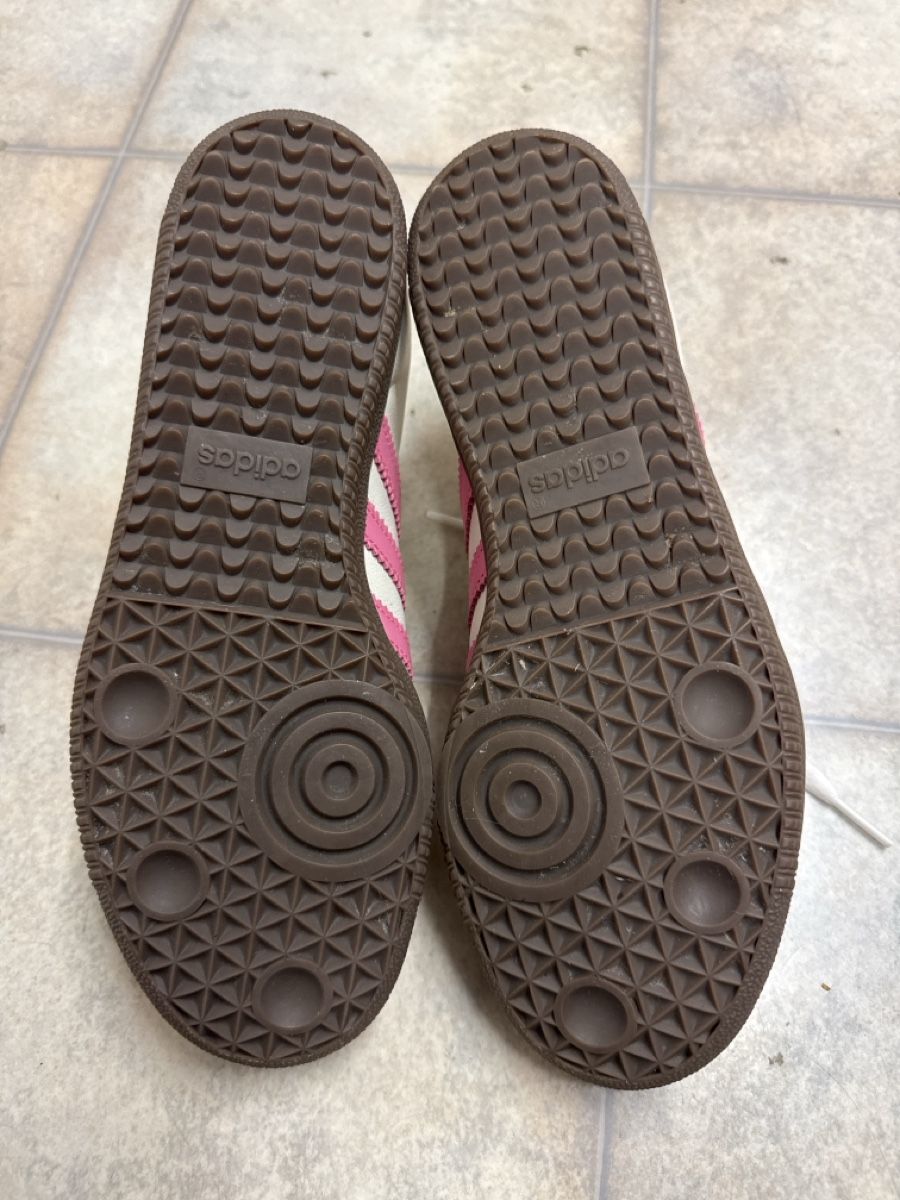 Adidas Scarpe da donna: Adidas Schuhe – Usato da Menziken venduto da xirixs 4