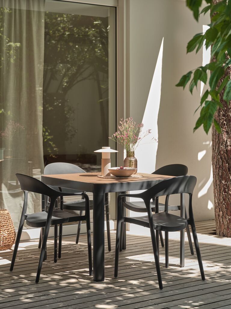 Tavoli: Gartentisch Aluminium-Hartholz – Nuovo (secondo la descrizione) da Uttwil venduto da designwerk5