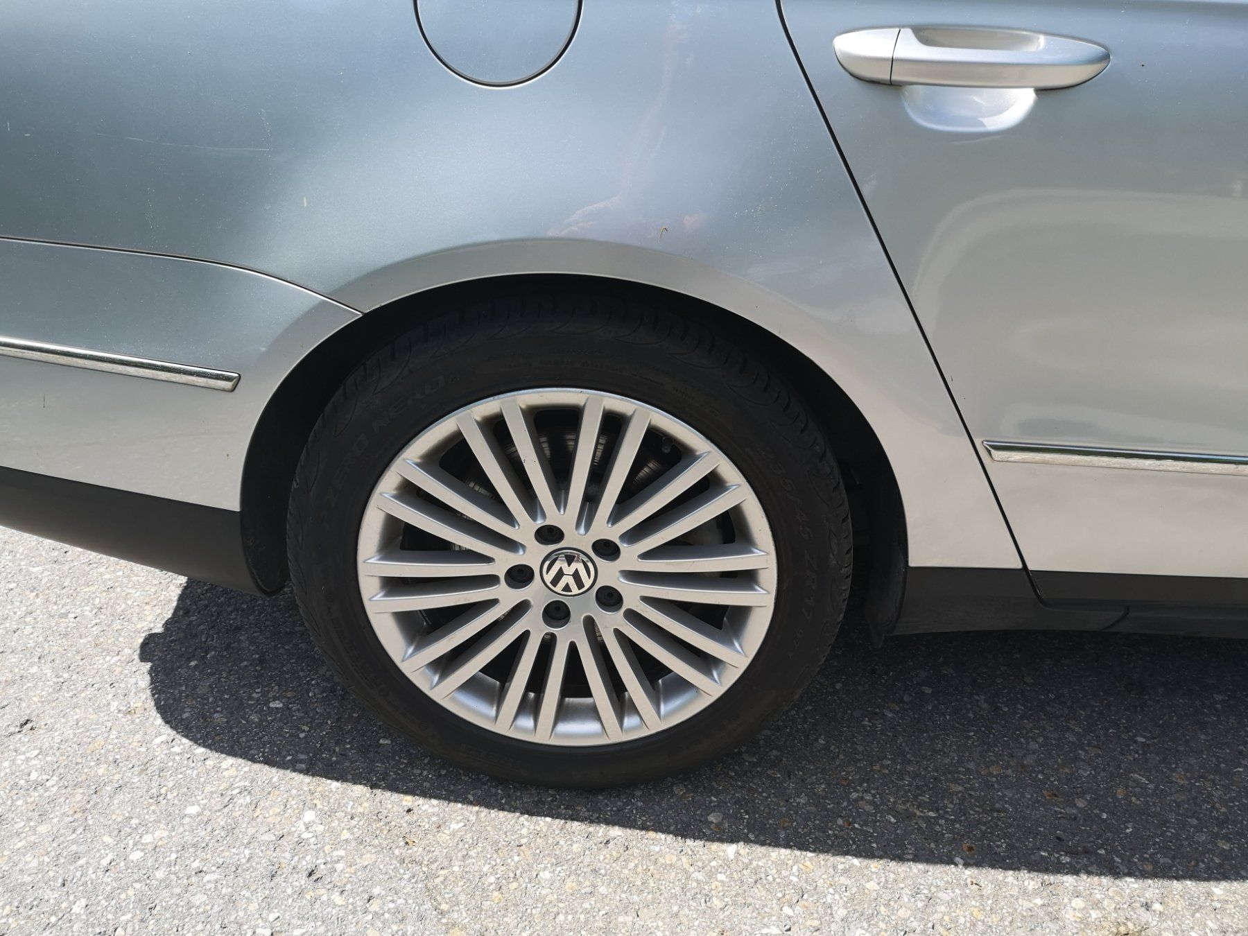 VW Automobili: VW Passat Variant 3.2 V6 FSI Highline – Usato da Klosters Dorf venduto da Baky61 9