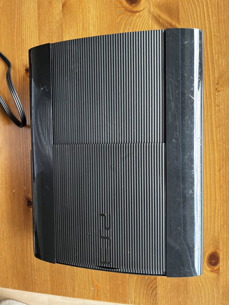 Sony Konsolen: PS3 inklusive Spielen – Gebraucht aus Zürich von maa_ttw2 2