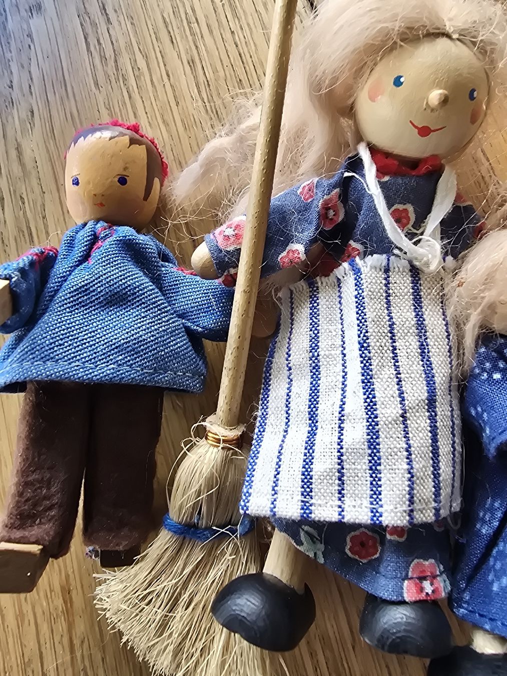 Maisons & Meubles de poupées:  Puppenstubenfamilie – D'occasion à Hedingen par mickway 1