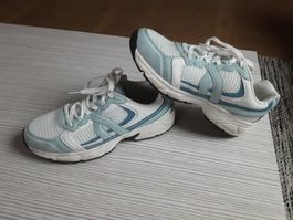 Damen Sneaker  Gr.40  (sehr wenig getragen)