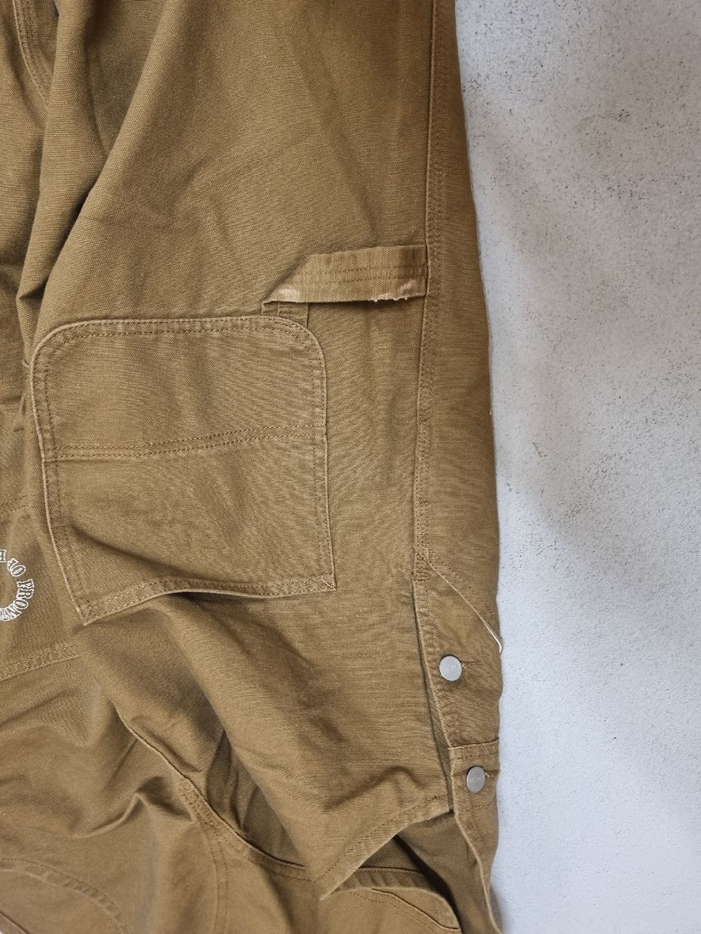 Carhartt Hosen: Carhartt Brain Dead Bib Overall XL Brown – Neu (gemäss Beschreibung) aus Zürich von dvb_k2cq 8