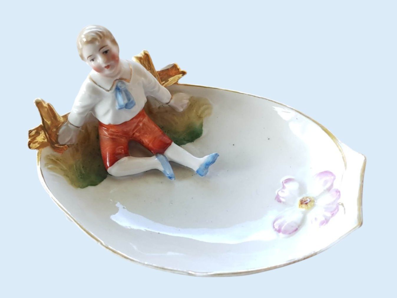 Statuette: Porzellanfigur Schale antik – Usato da Mörschwil venduto da antiksalon