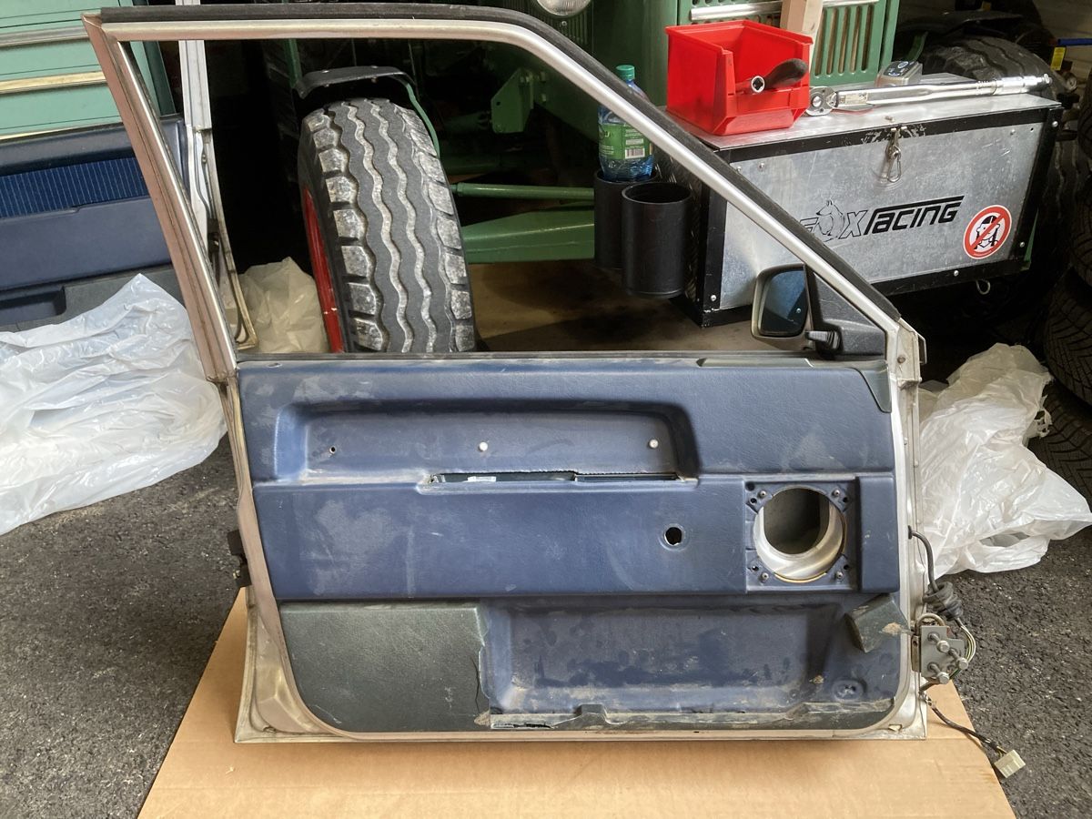 Volvo Tutti pezzi di ricambio auto: Volvo 740 Tür – Usato da Hitzkirch venduto da Christophf 3