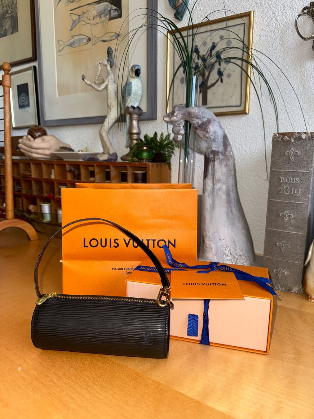 Louis Vuitton Borse da donna: Louis Vuitton Pochette mini Papillon Schwarz Epi – Usato da Buch am Irchel venduto da Pukpan_99 9