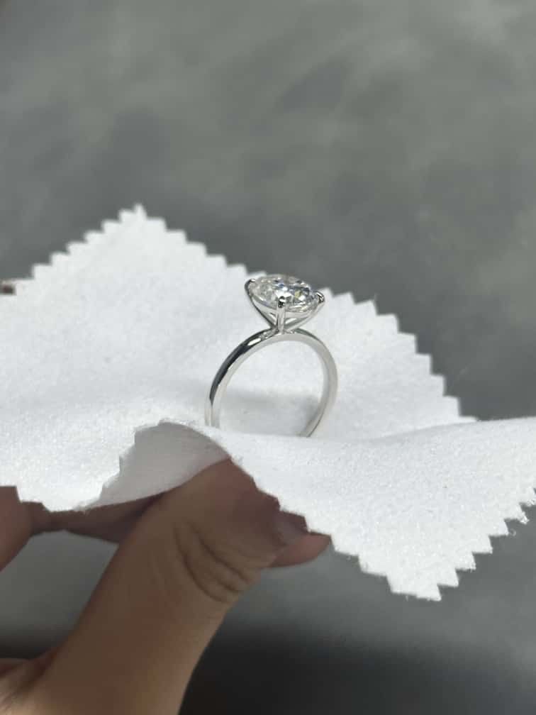 Anelli: Silber Ring mit Moissanit 3ct – Nuovo (secondo la descrizione) da Zuzwil SG venduto da ParfumDeStraess 1