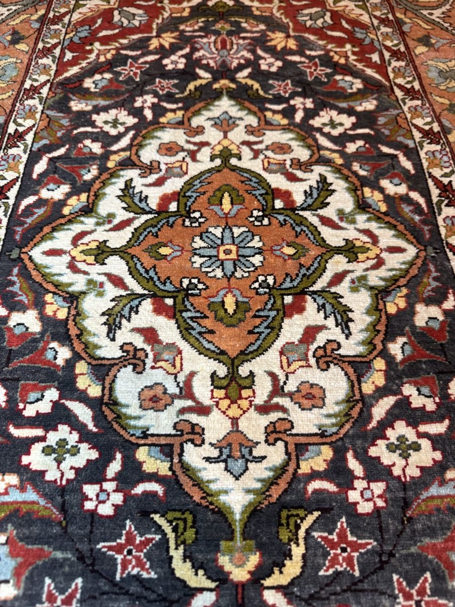 Teppiche: Hereke (Seidenteppich) – Gebraucht aus Chur von Mohammad.miga 1