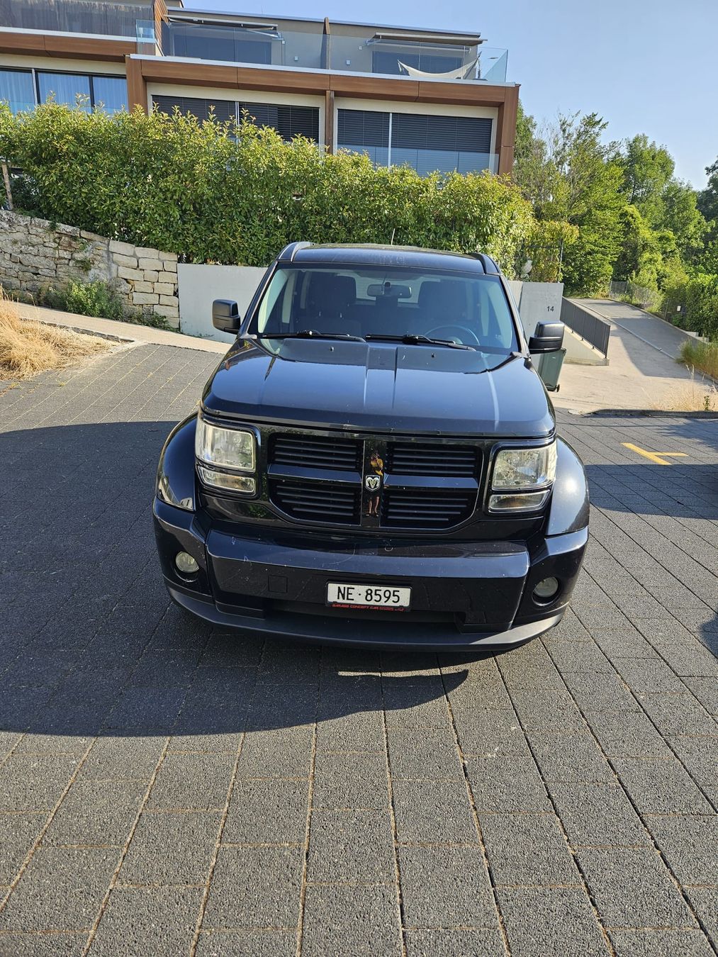 Dodge Autos: DODGE Nitro 3.7 4x4 EXPERTISÉ  – D'occasion à CERNIER par GarageConcept-Car
