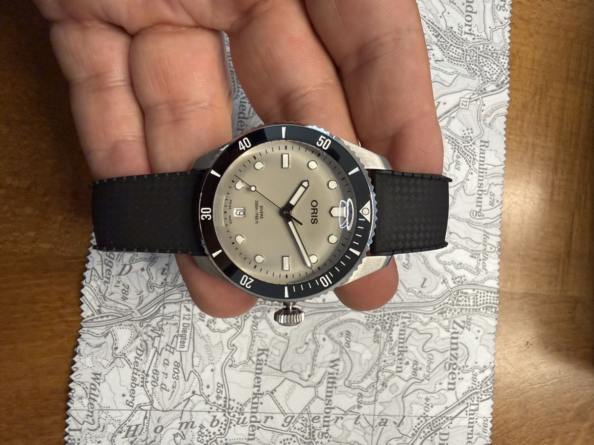 Oris Uhren: Oris Divers Date 39mm 2025✅ – Gebraucht aus Frenkendorf von HoroLux 4