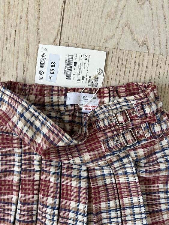 Zara Vestiti & Gonne: Stylish skirt from Zara – Nuovo e nell'imballaggio originale da Dully venduto da rev_l7jp 2