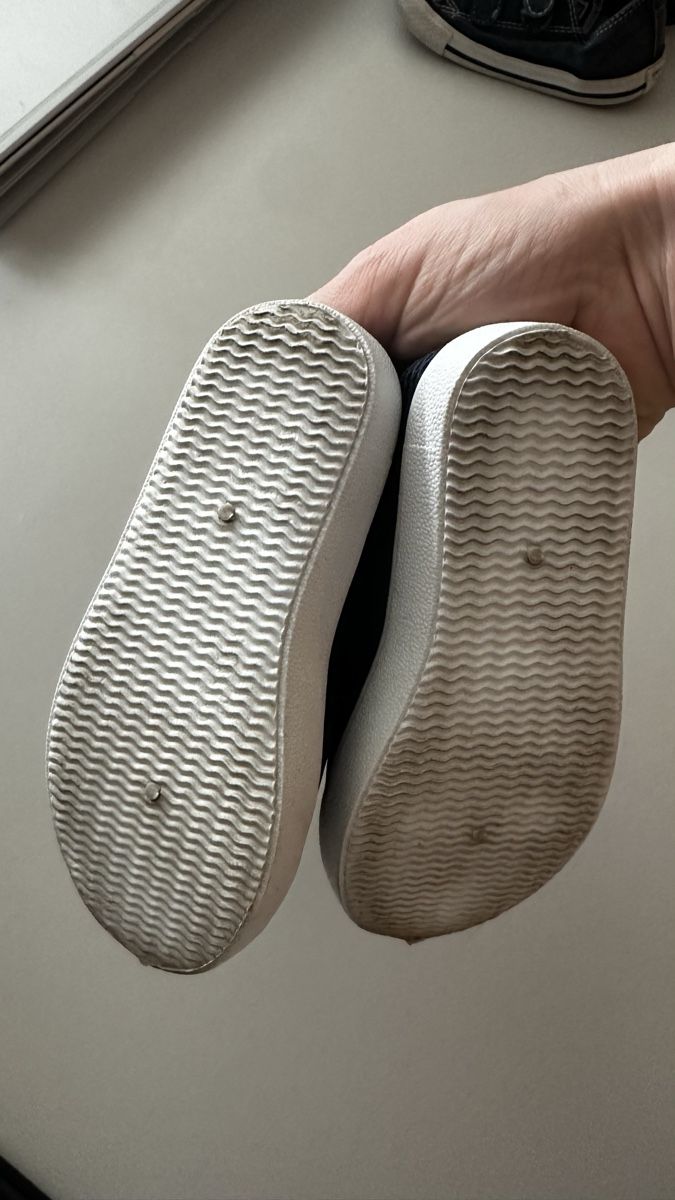 H&M Herrenschuhe: Blue mesh slip on shoes - Size 24 – Gebraucht aus Zürich von KrisZH 1
