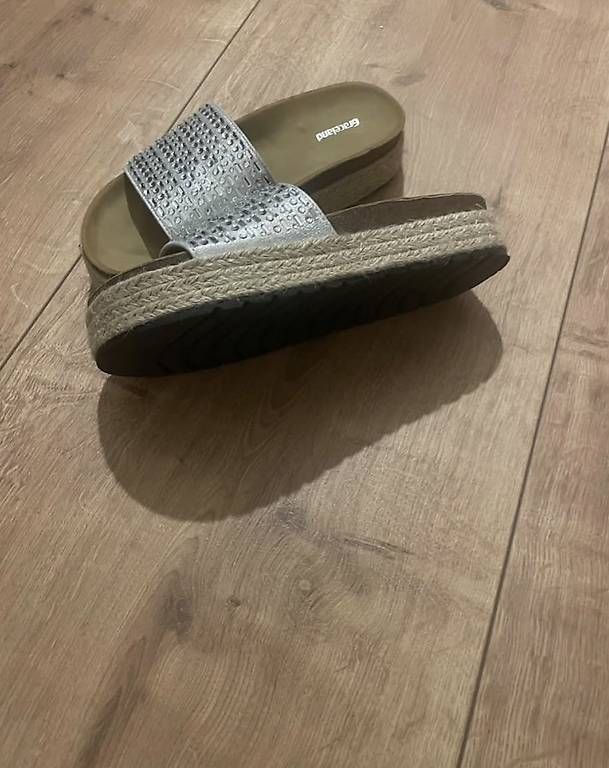 Scarpe da donna: Sommerschuhe – Usato da Roggwil BE venduto da con_8khh