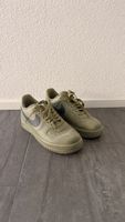 Nike Air Force 1 Gr. 40 in olivgrün/kaki