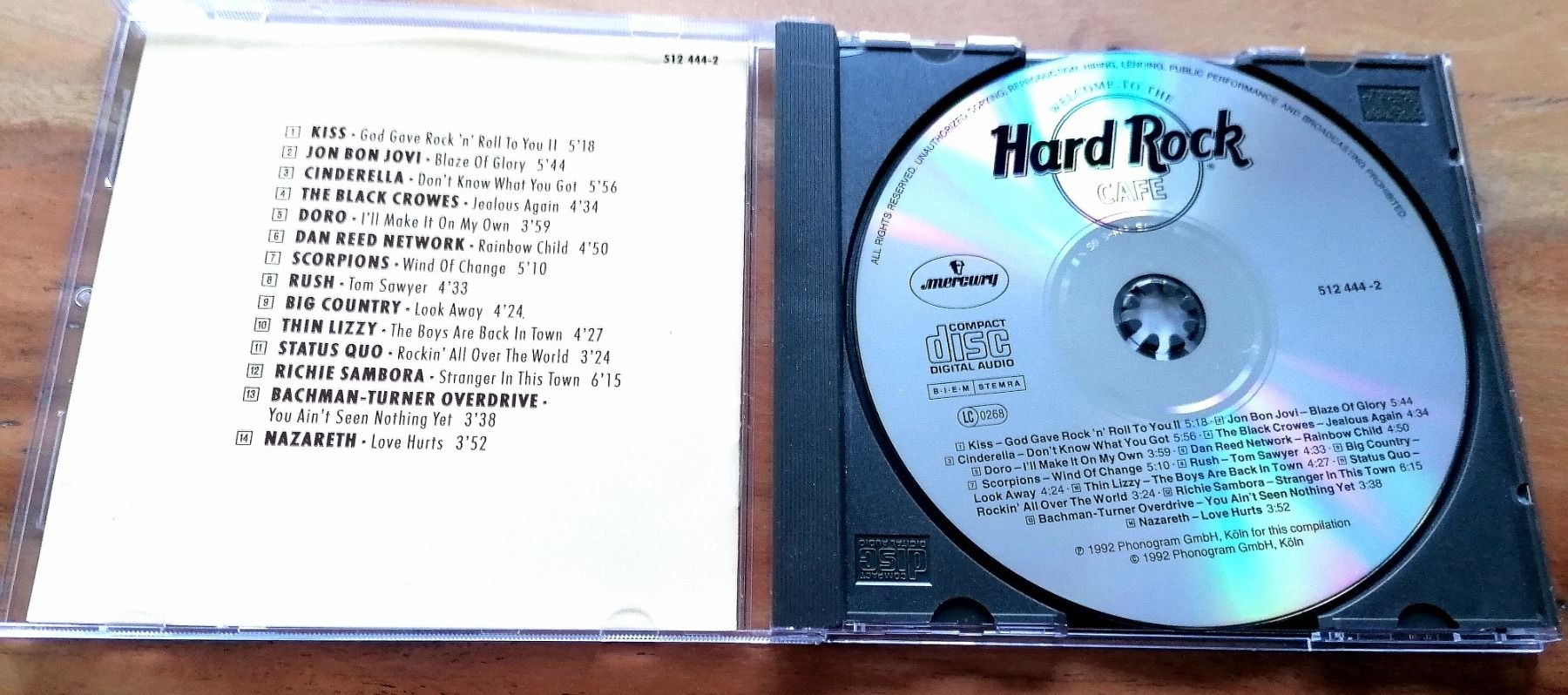 CD: Welcome To The Hardrock Café – Usato da Fällanden venduto da Bengel1967 2