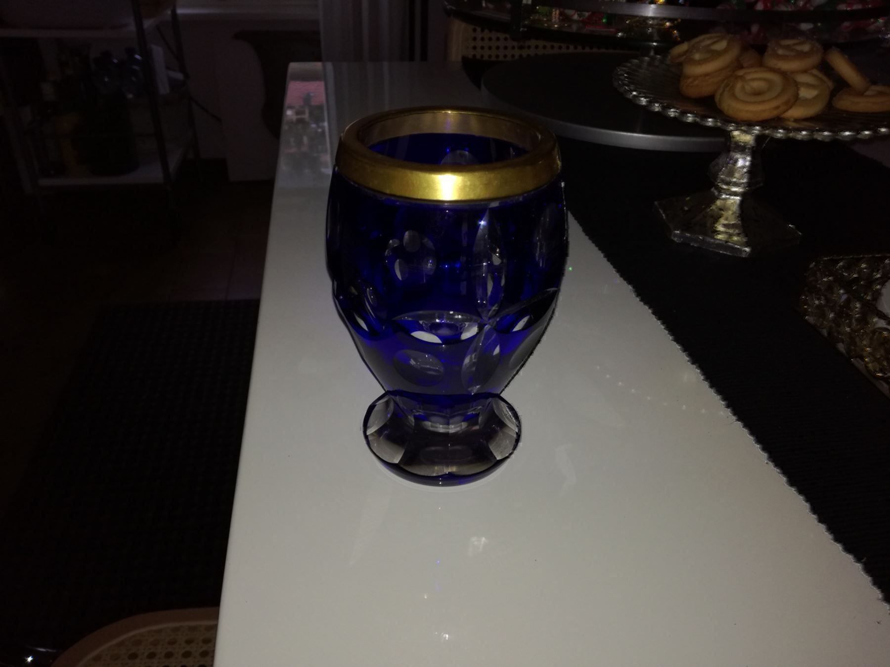 Bicchieri: BLAUES POKALGLAS MIT GOLDRAND – Usato da Locarno venduto da ICARO8 1