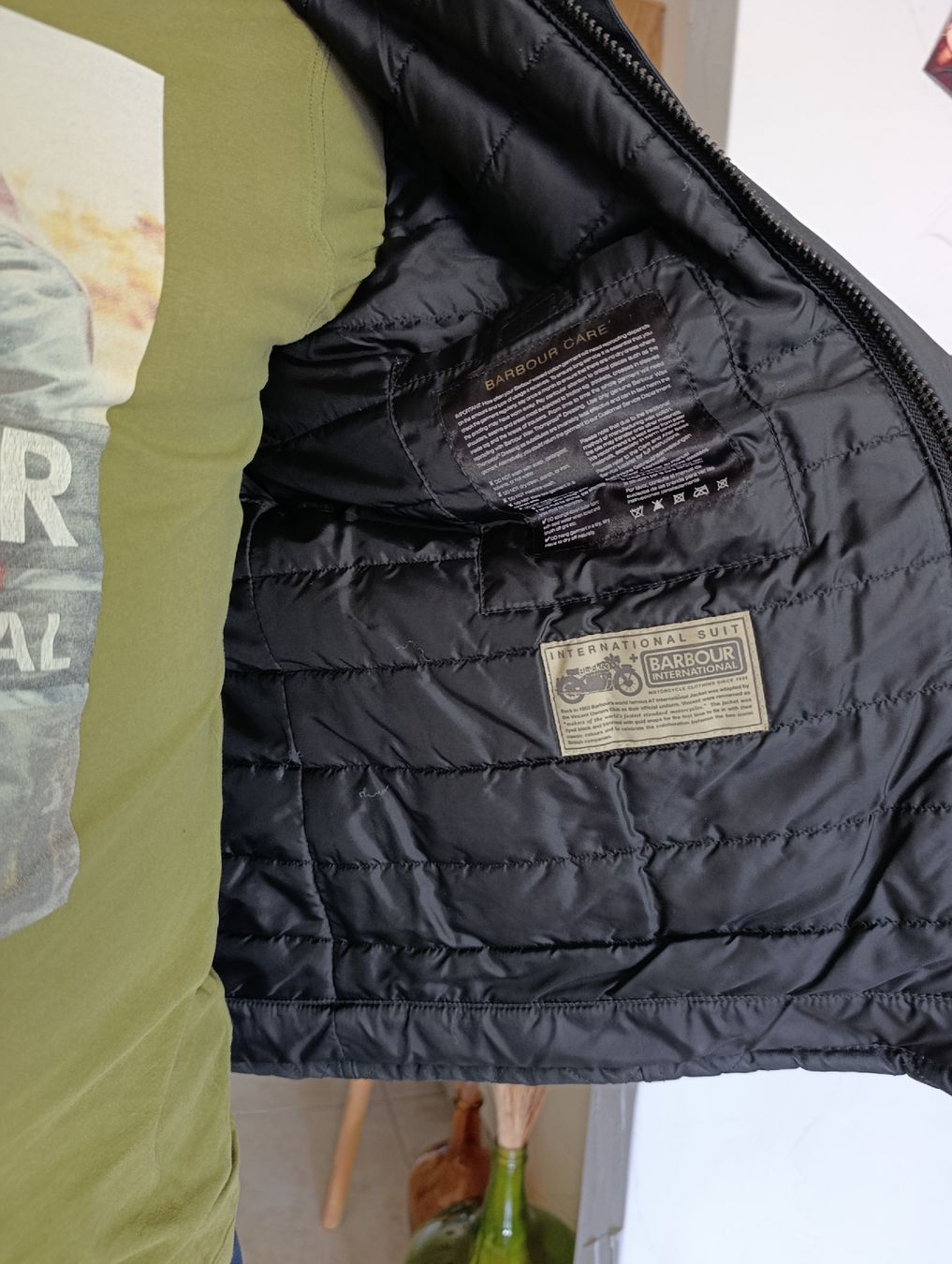 Barbour Vestes: VESTE BARBOUR NOIR M – D'occasion à Sierre par shirley04 2