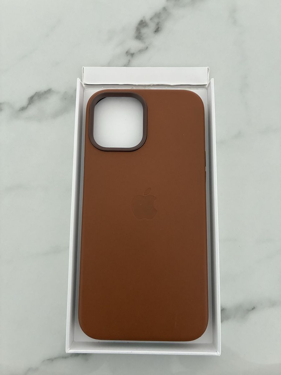 Apple Cover & Protezioni schermo: Coque en cuir Apple iPhone 12 Pro Max - Neuve! – Nuovo e nell'imballaggio originale da Nyon venduto da far_f89n 1