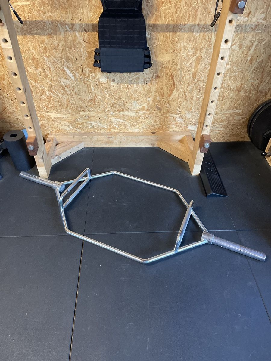 Cross Equip Manubri & Pesi: Trap / Hex Bar von CrossEquip – Usato da Reigoldswil venduto da siebenedrissg