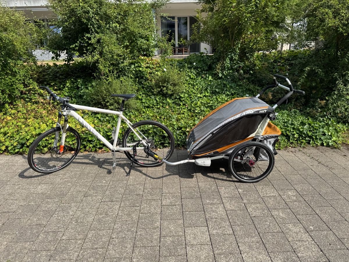 Anhänger: Fahrradanhänger Chariot cx2 – Gebraucht aus Landschlacht von eva_lzh9