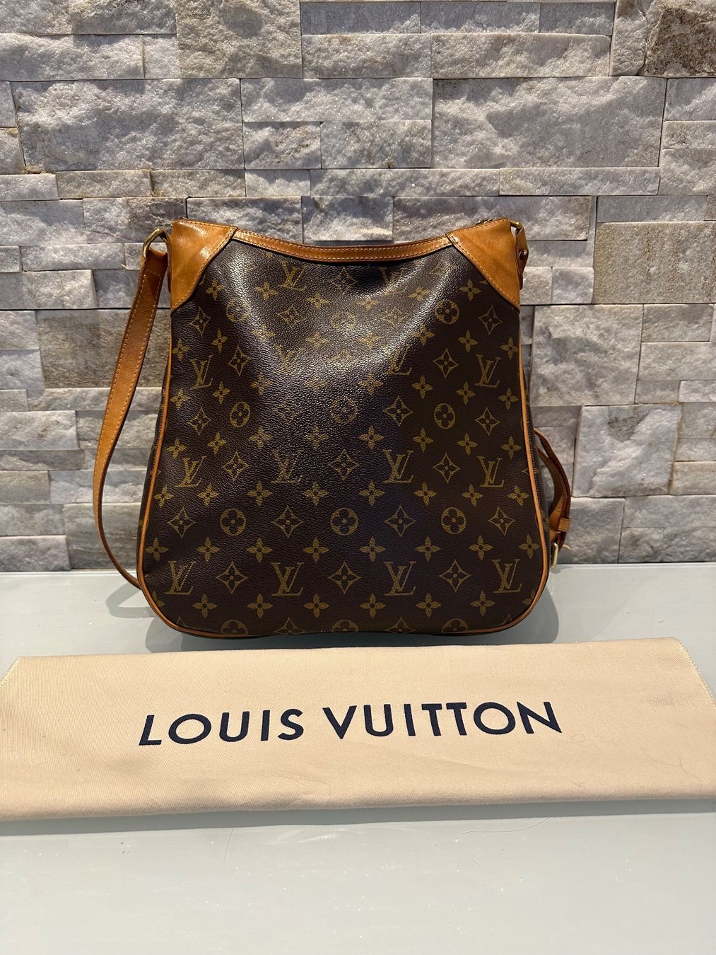 Louis Vuitton Borse da donna: Louis Vuitton Odéom MM - Nr. 1346 – Usato da Hittnau venduto da LuxAndMore 1