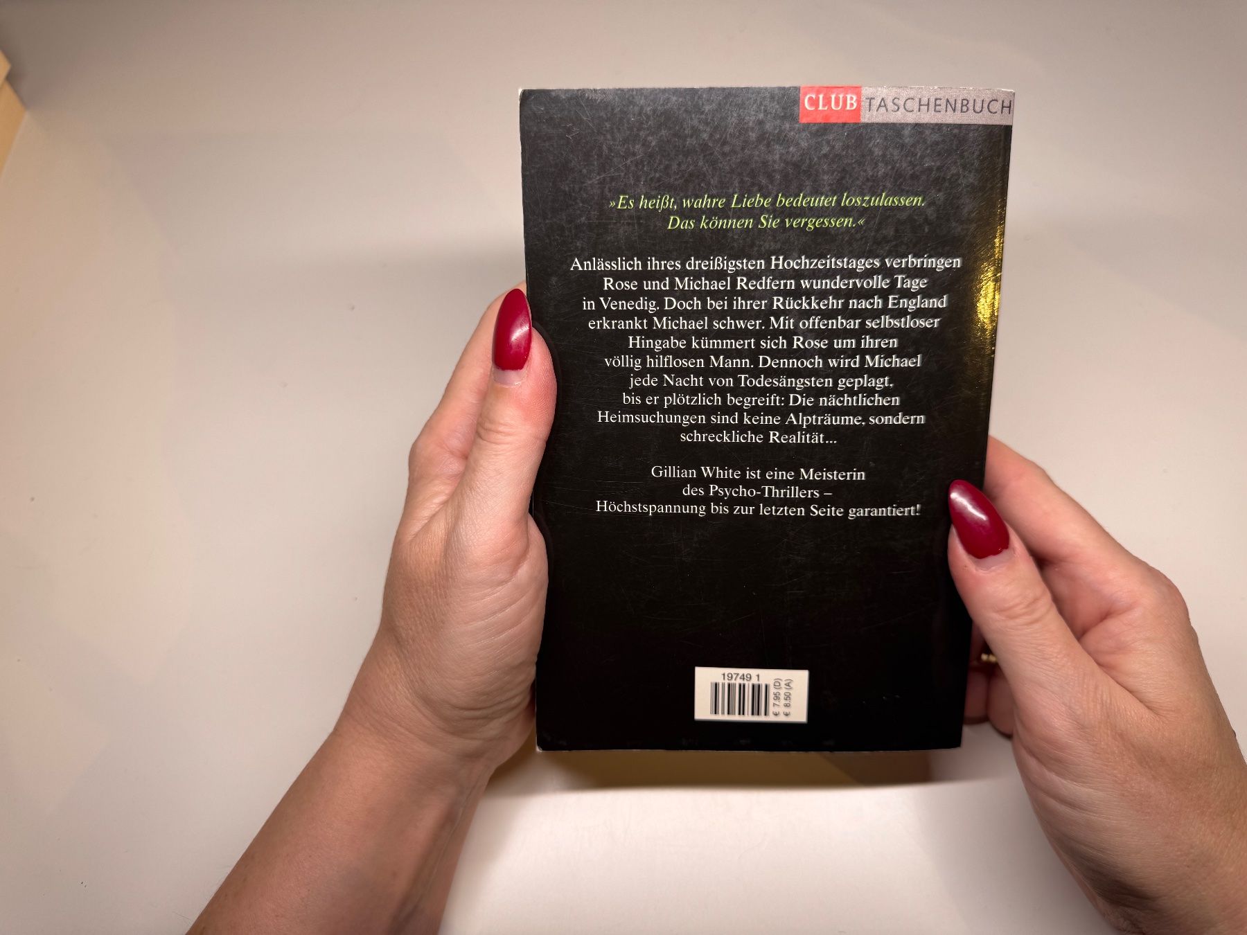 Libri: ROMAN: Gillian White, Ein unheimlicher Gast – Usato da Grosswangen venduto da Deutsche_Romane 9