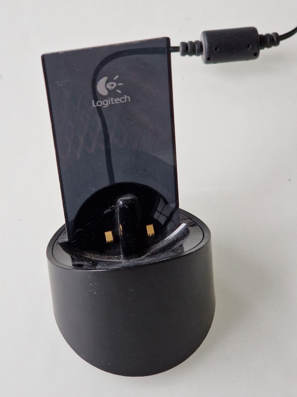Mouse: kabellose Lasermaus Logitech MX Revolution, Ladegerät, Bluet – Usato da Küssnacht am Rigi venduto da Mika014 3