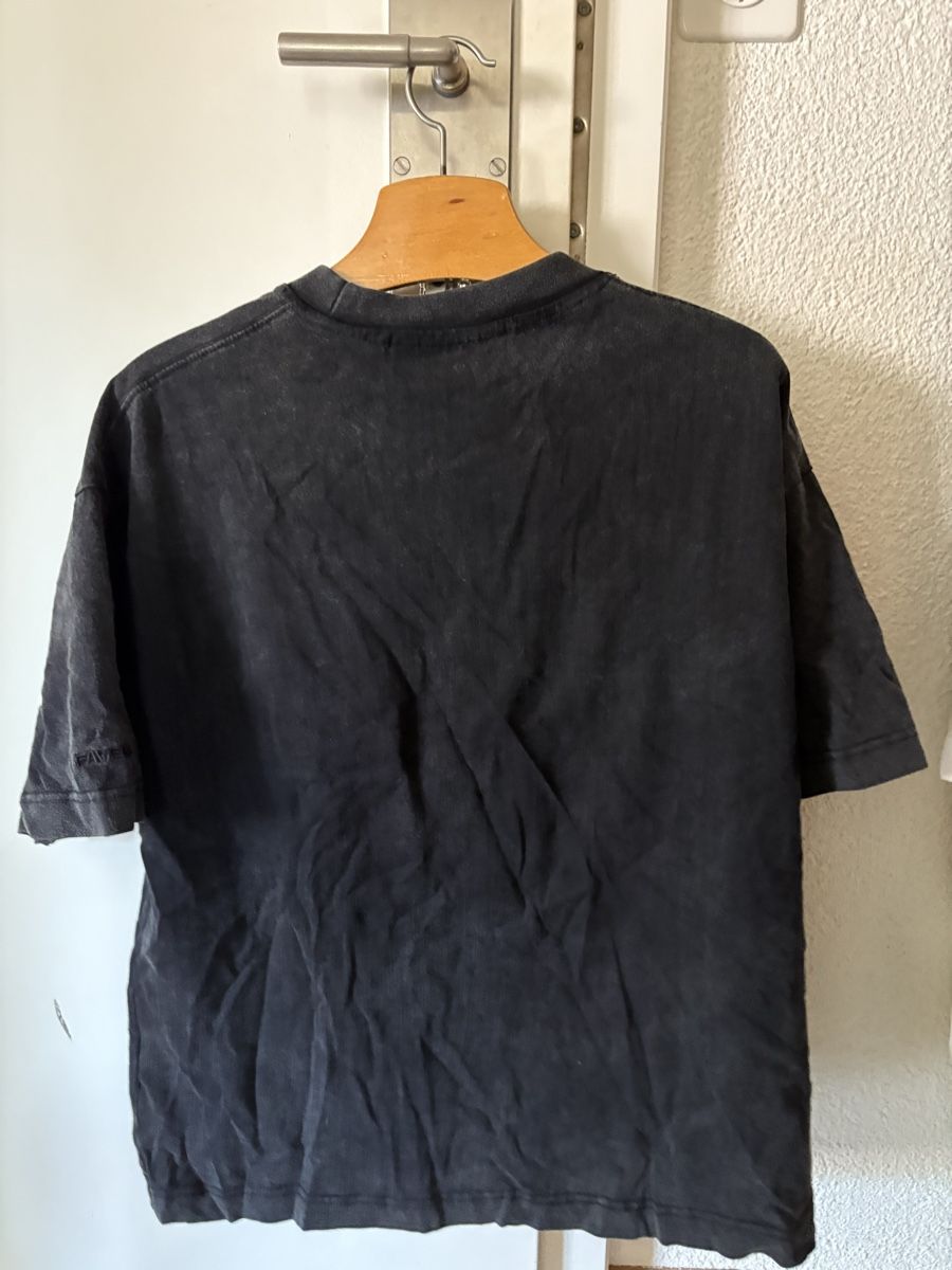 T-shirt: Graphic T-Shirt – Nuovo (secondo la descrizione) da Zürich venduto da Malika00 2