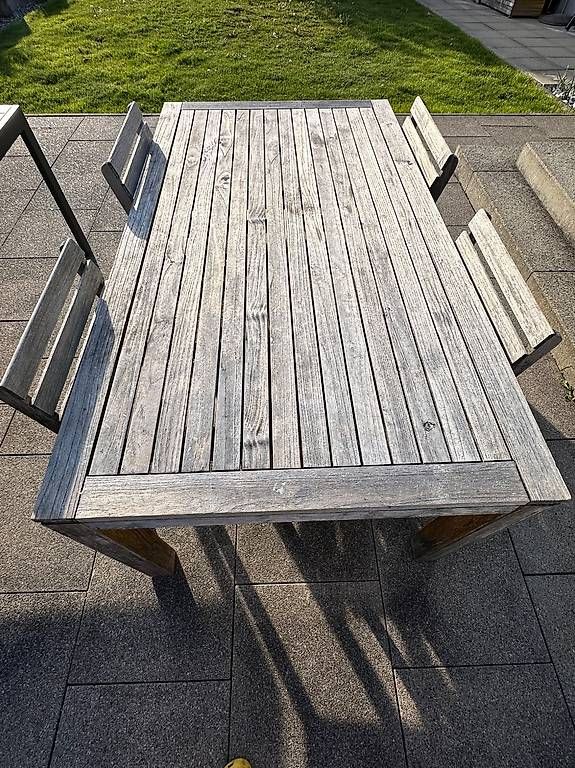 Set di tavolo e panche: Gartentisch Garnitur – Usato da Pfäffikon venduto da Maggie017 2