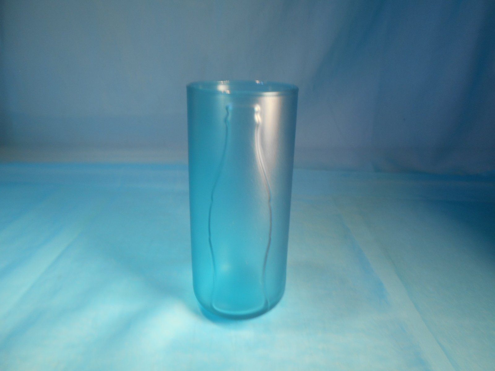 Coca-Cola Gläser: CocaCola Trinkglas, schillerndes Blau – Gebraucht aus Bellach von JingleCherry 1