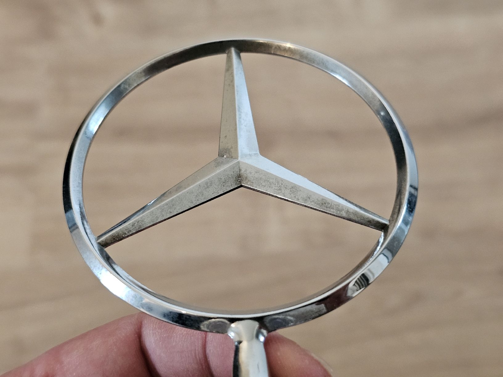 Tutti pezzi di ricambio auto: Mercedes Benz Stern – Usato da Kreuzlingen venduto da milo-ss 4