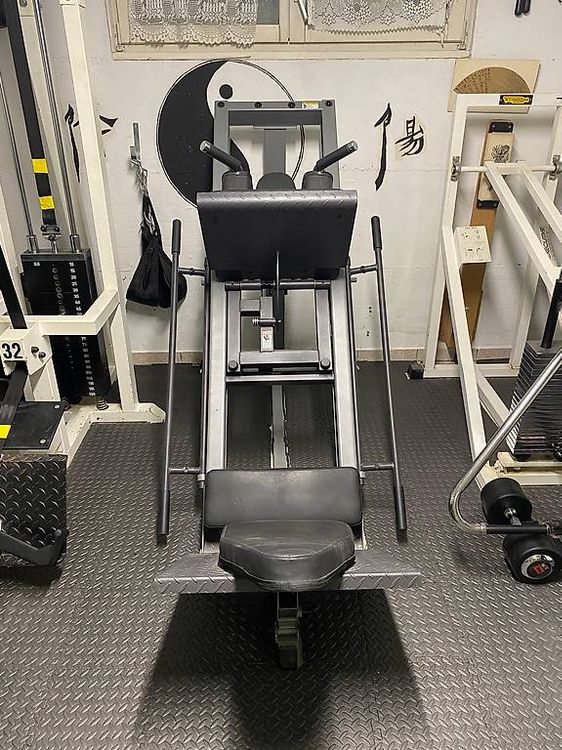 Life Fitness G4 Stazione Multifunzione Con Leg Press
