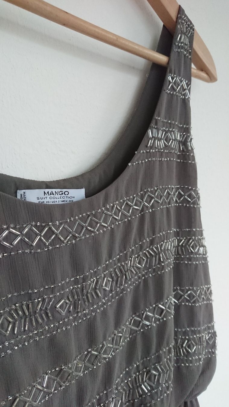 Mango Vestiti: Damen Kleid Mango Gr. XS Grau 100% Polyester – Usato da Hallau venduto da CHACLA 1
