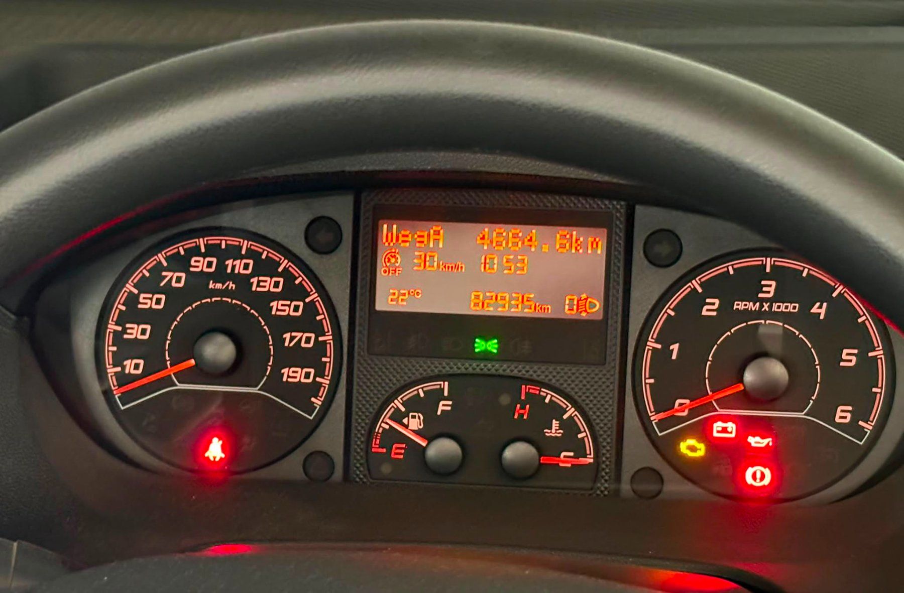 Pilot Veicoli da campeggio: Wohnmobile Pilote G600 Essentiel – Usato da Niederried b. Kall venduto da Riffustar 9