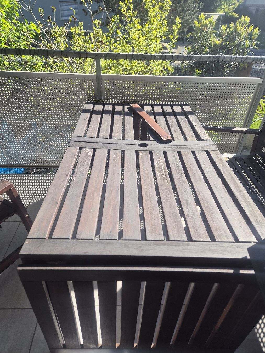 Ikea Set de table et chaises: GRATİS Balkon/Garten Möbel – Défectueux à Eglisau par Accesoriesch 5