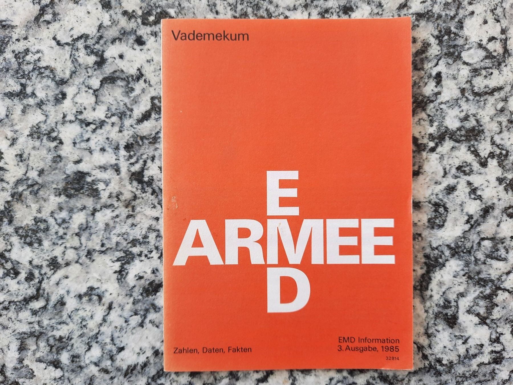 Libri: Vademekum Armee - EMD – Usato da Ruswil venduto da Sammlergeist
