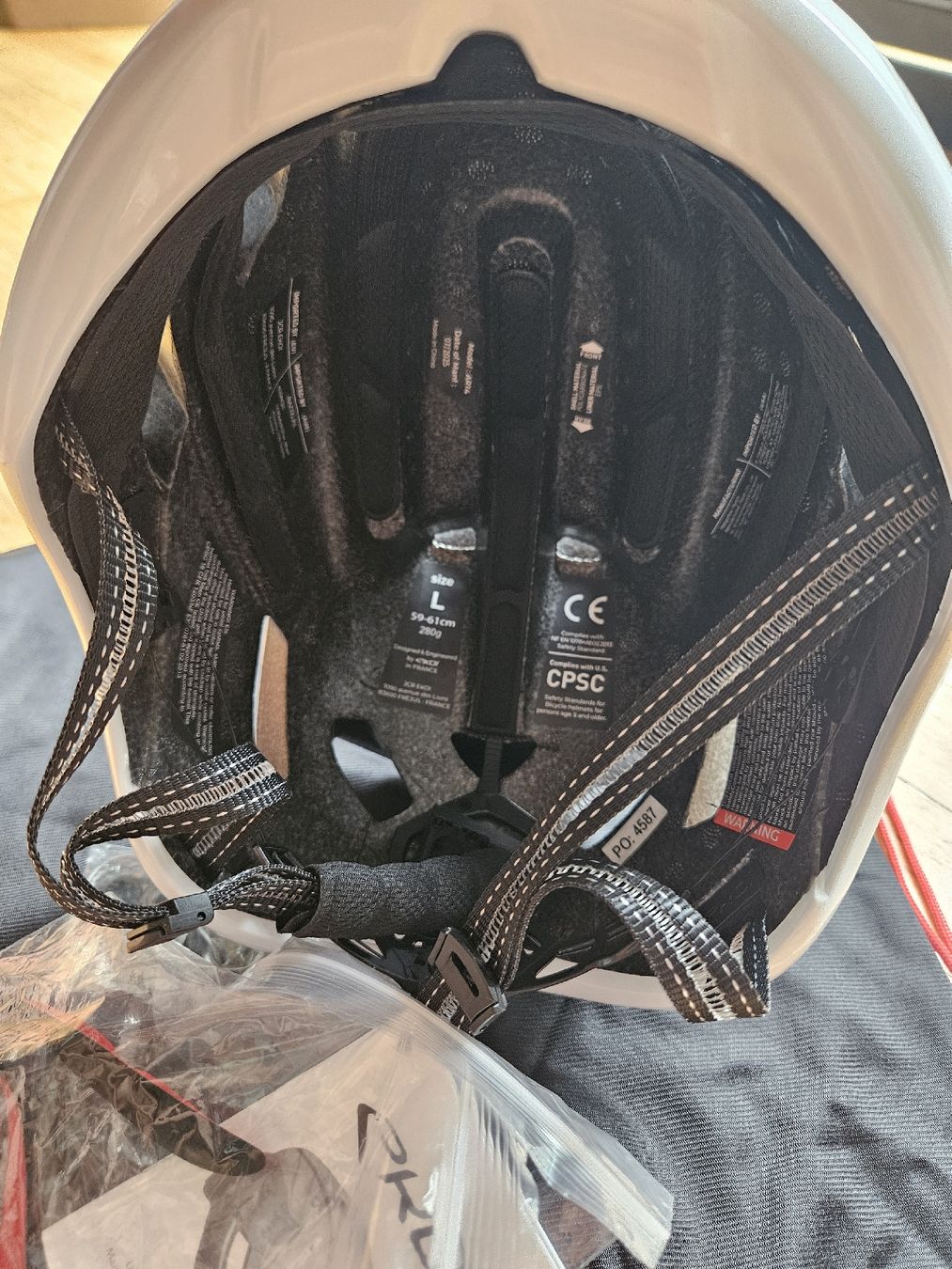 Helme: EKOI AR14 Aero Helm – Neu und originalverpackt aus Zürich von Cyclemaniac 4