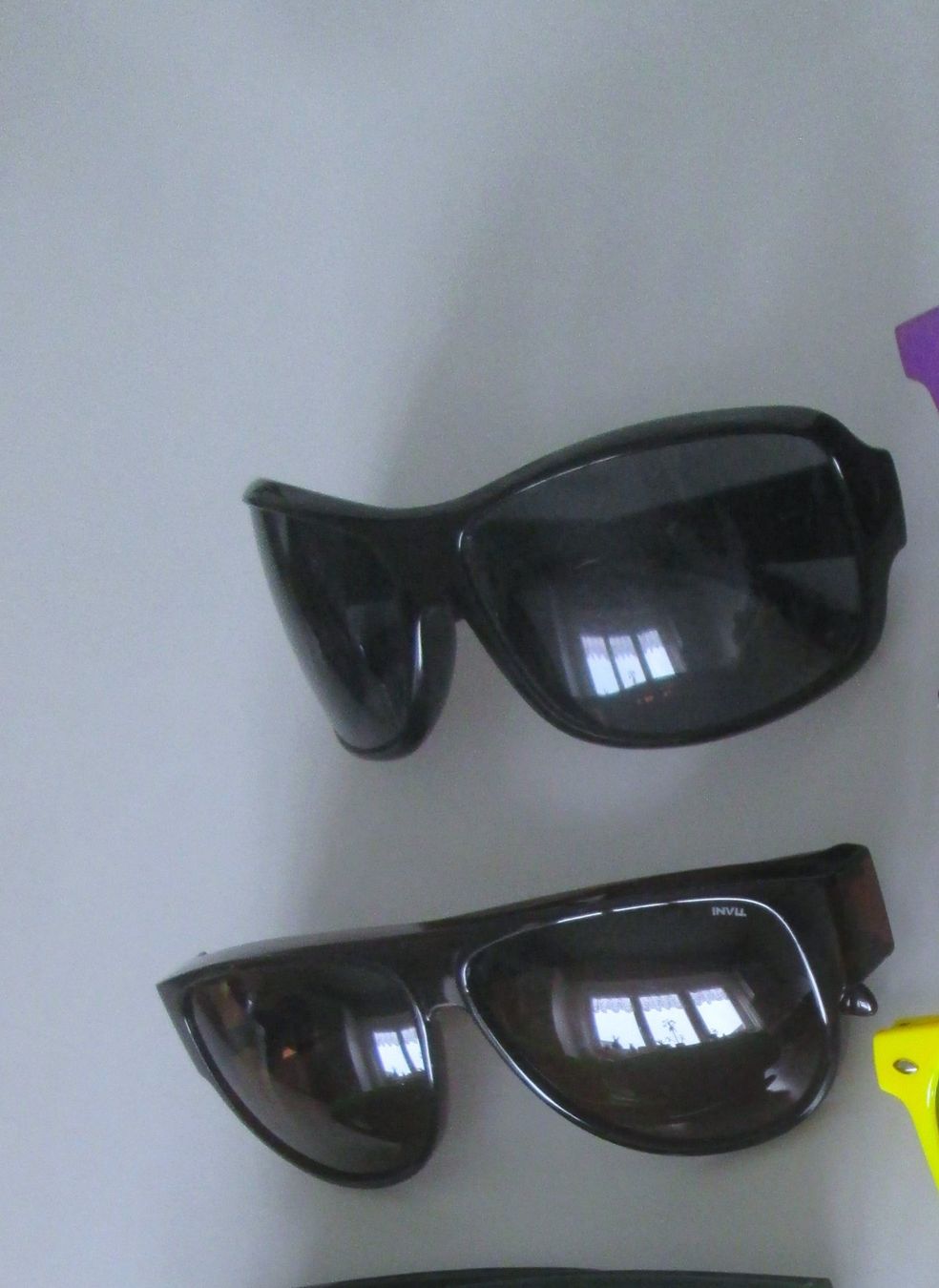 Lunettes & Verres: 2 Sonnenbrillen – D'occasion à Sementina par babucia