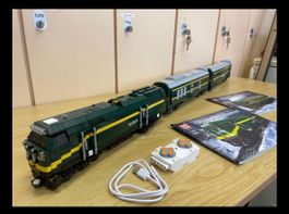 Cooler Lego Zug von Mould King