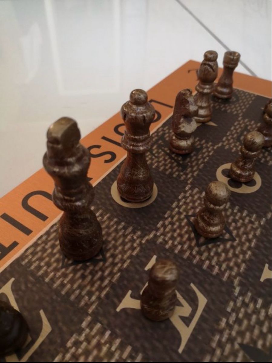 Giochi: Échiquier Louis Vuitton par Anthony Dubois – Nuovo (secondo la descrizione) da Lausanne venduto da SGN_Collectible 7