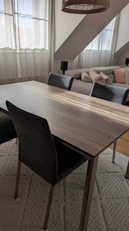 Chaises: 4 moderne Esszimmerstühle – D'occasion à Aarau par Gulsi 3